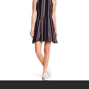 NWT Olive & Oaks Pleated Navy dress medium